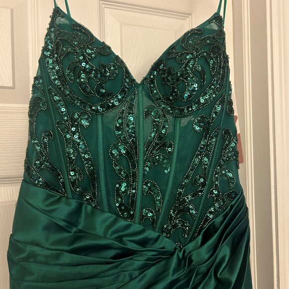 Emerald Prom Dress Beaded Corset Pleated Formal Bodycon Sweep Train with Slit - Picture 6 of 8